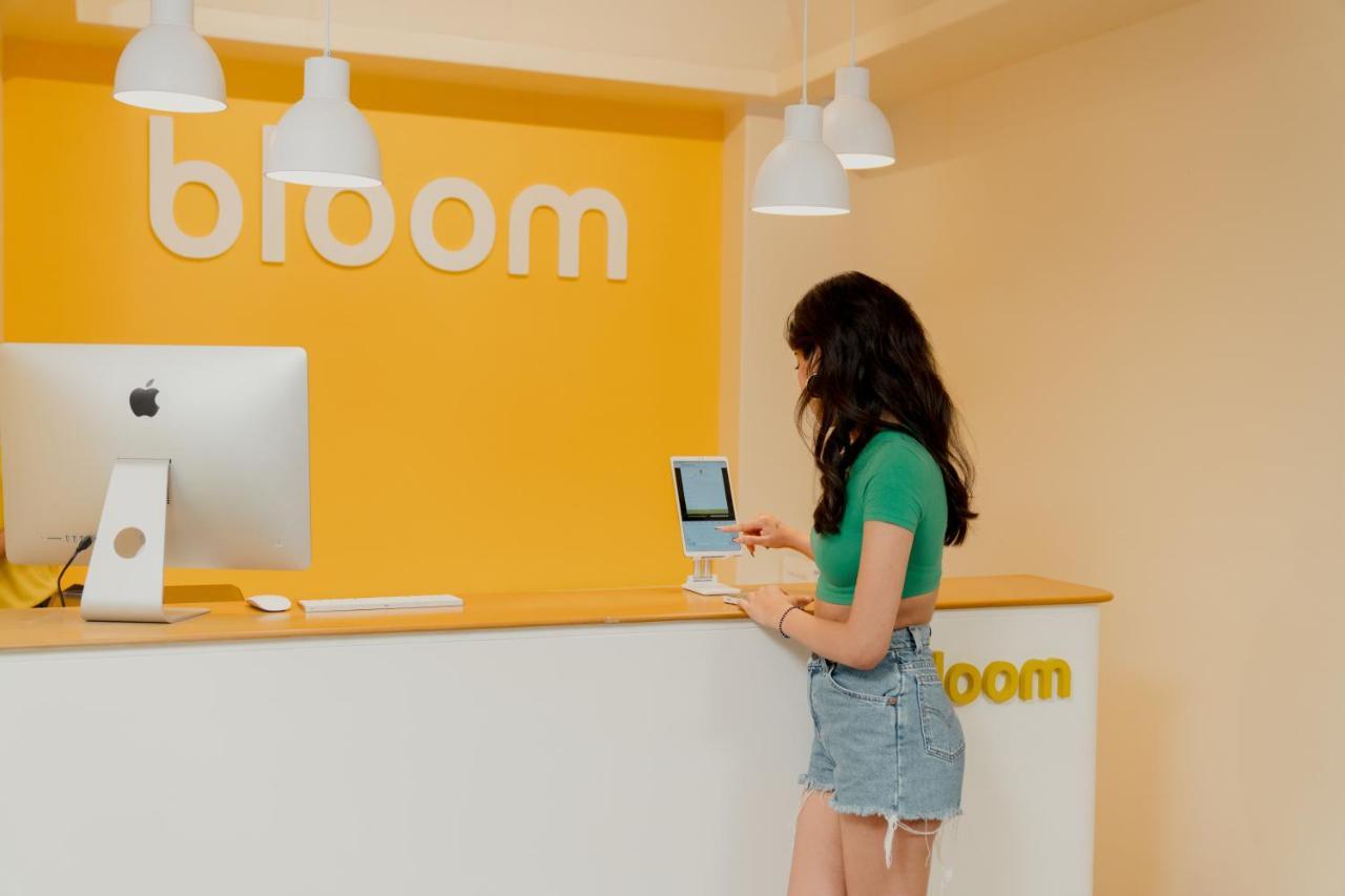 Bloom Hotel - Sector 62 Noida Eksteriør bilde